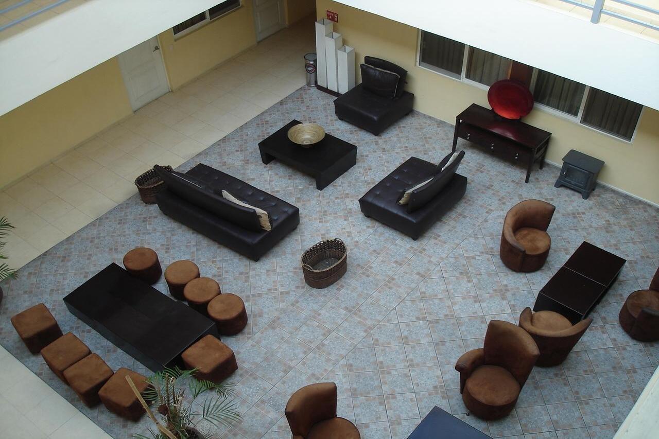 Hotel Castilla Y Leon Γκουανταλαχάρα Εξωτερικό φωτογραφία